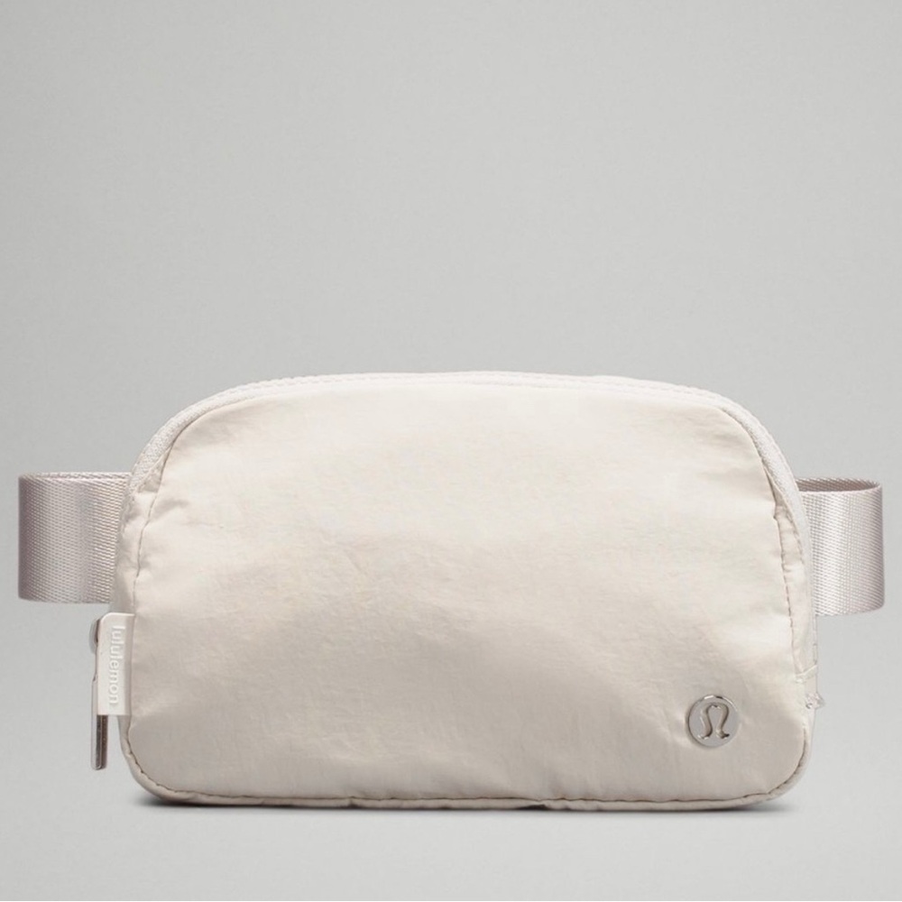 NWOT Lululemon Everywhere Crossbody Bag White Opal